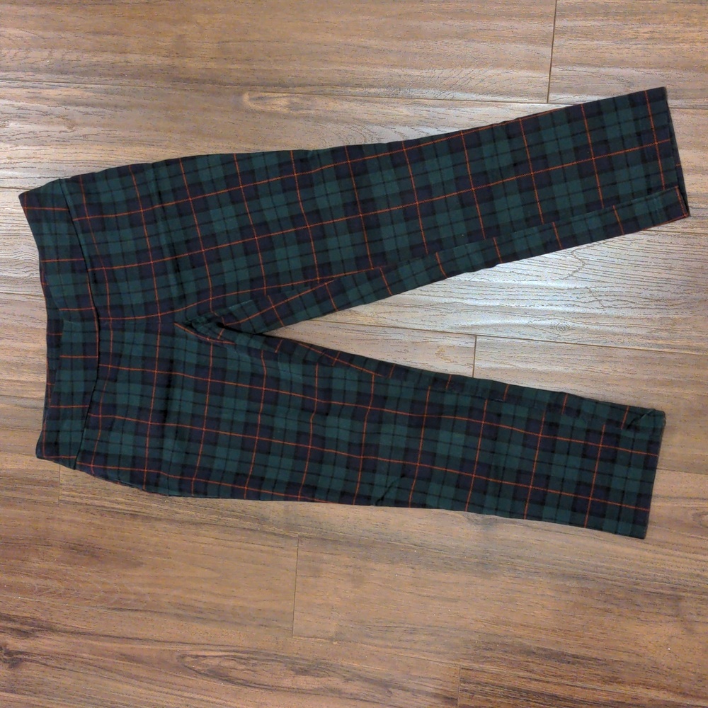 Croft and Barrow  the Effortless Stretch Pants Green Tartan Plaid